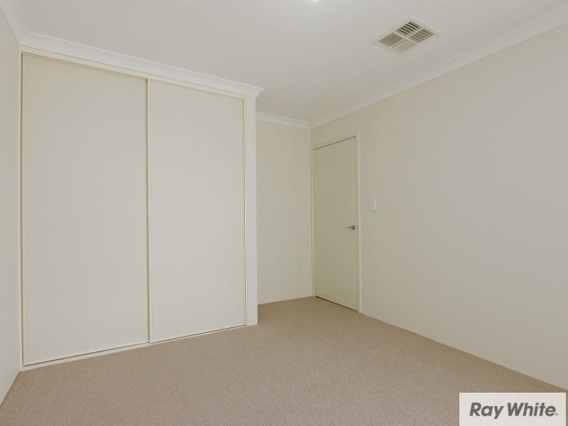 4/7 Leslie Street, Cannington WA 6107