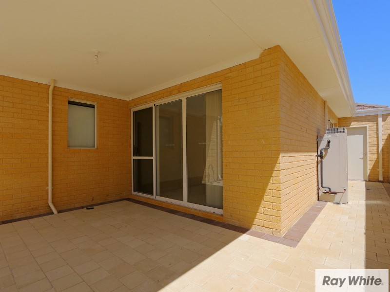 4/7 Leslie Street, Cannington WA 6107