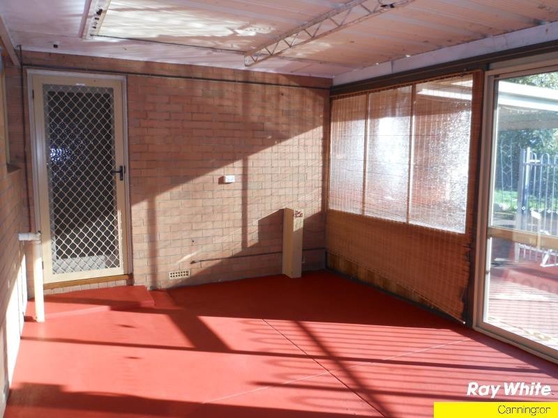 20 Clovelly Crescent, Lynwood WA 6147