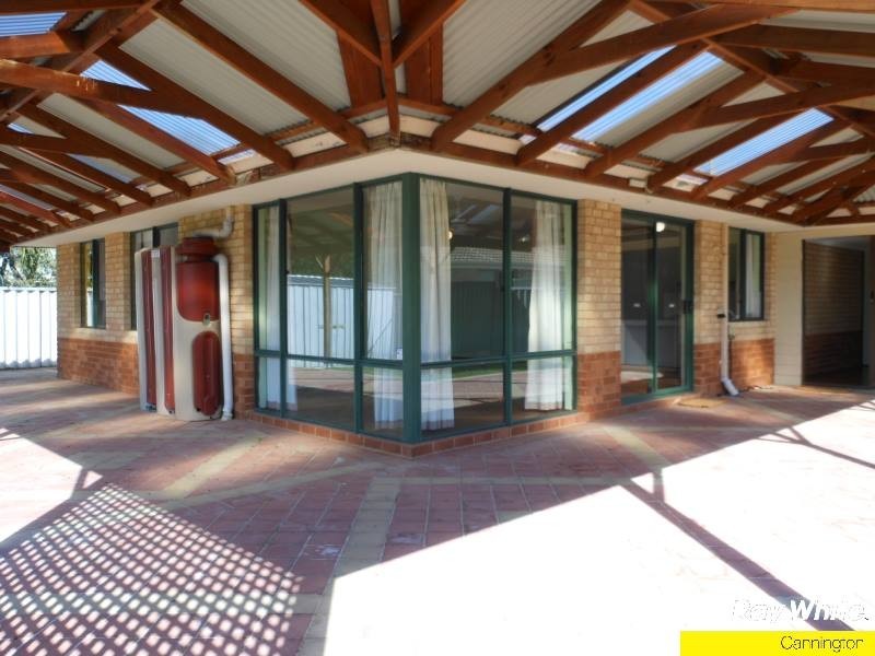 6 Bellata Place, Kenwick WA 6107