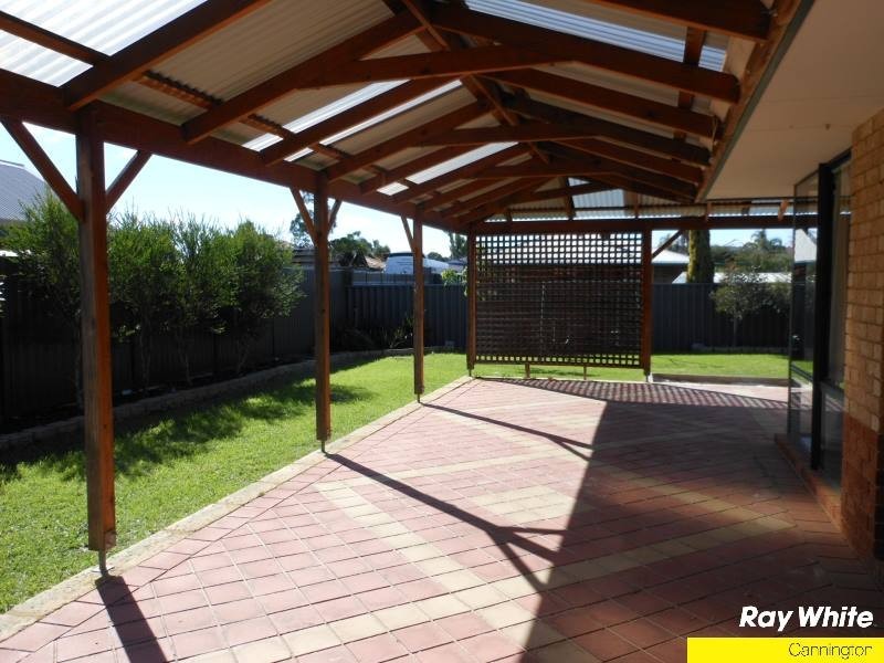 6 Bellata Place, Kenwick WA 6107