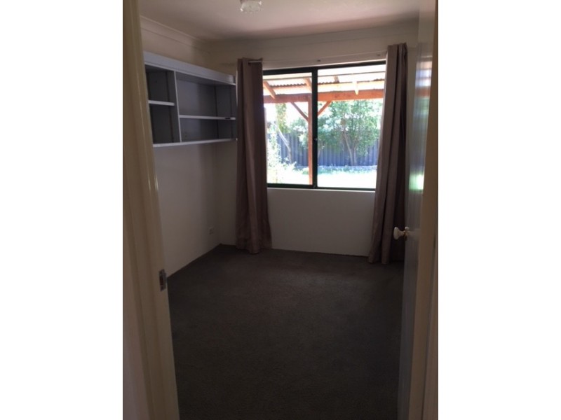 6 Bellata Place, Kenwick WA 6107