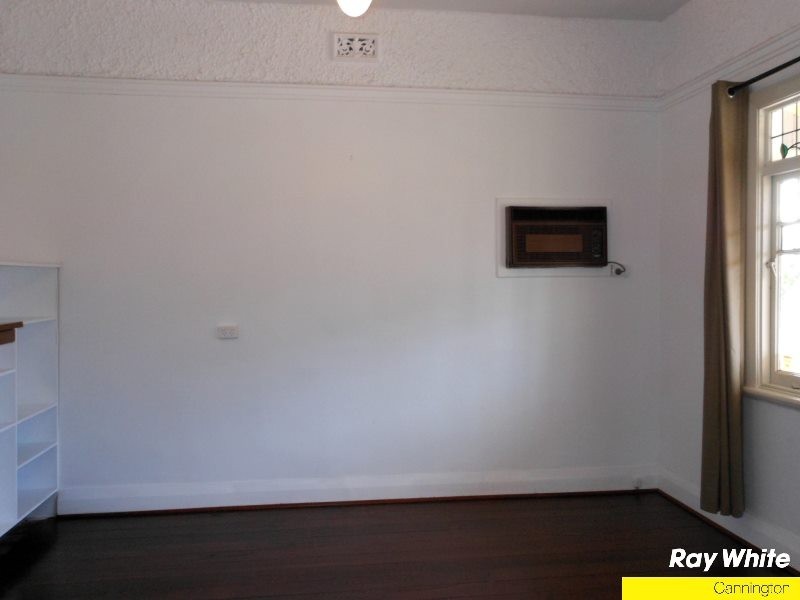 91 Kitchener Avenue, Victoria Park WA 6100