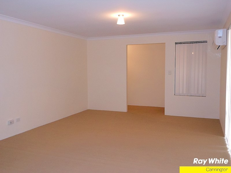 8b Lacey Street, Beckenham WA 6107