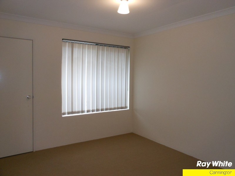 8b Lacey Street, Beckenham WA 6107