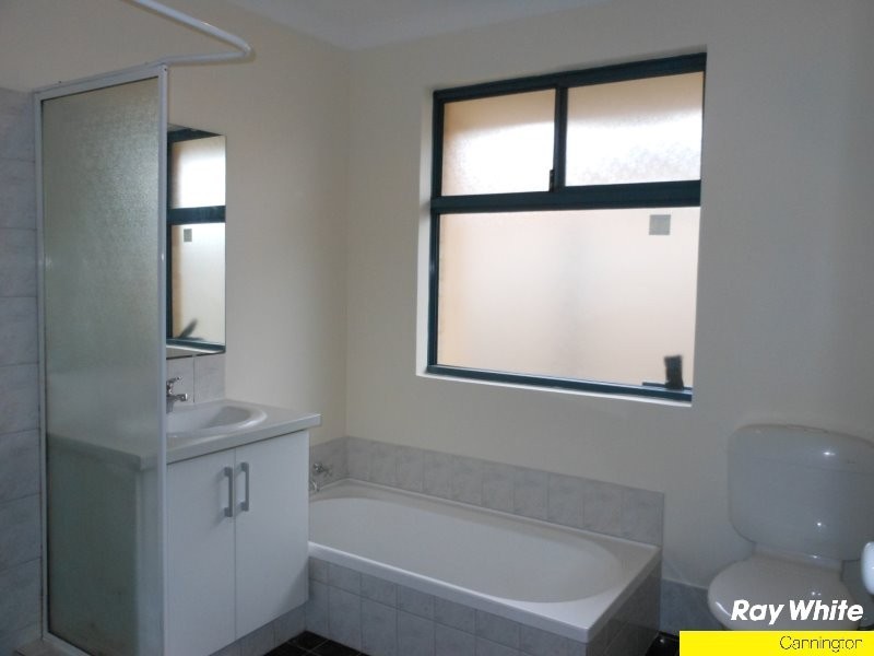 8b Lacey Street, Beckenham WA 6107