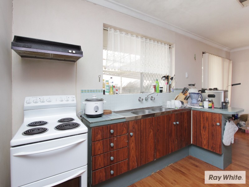 11 Eclipse Way, Beckenham WA 6107