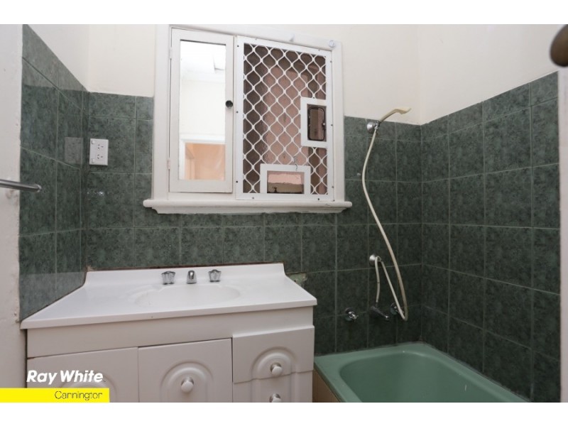 16 Eudoria Street, Gosnells WA 6110