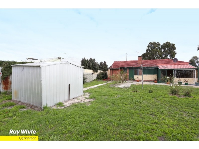 16 Eudoria Street, Gosnells WA 6110