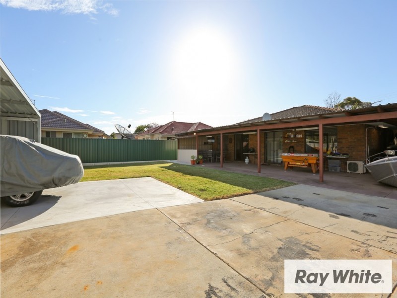 122 Lacey Street, Beckenham WA 6107