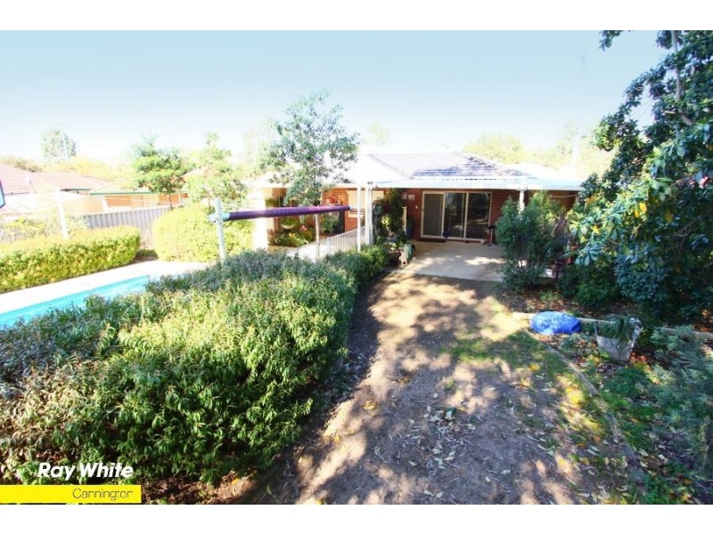 484 Railway Parade, Beckenham WA 6107