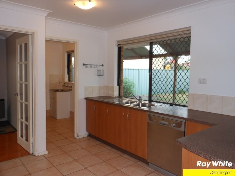 3 Denham Way, Thornlie WA 6108