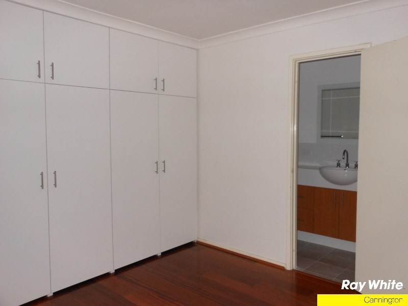 3 Denham Way, Thornlie WA 6108