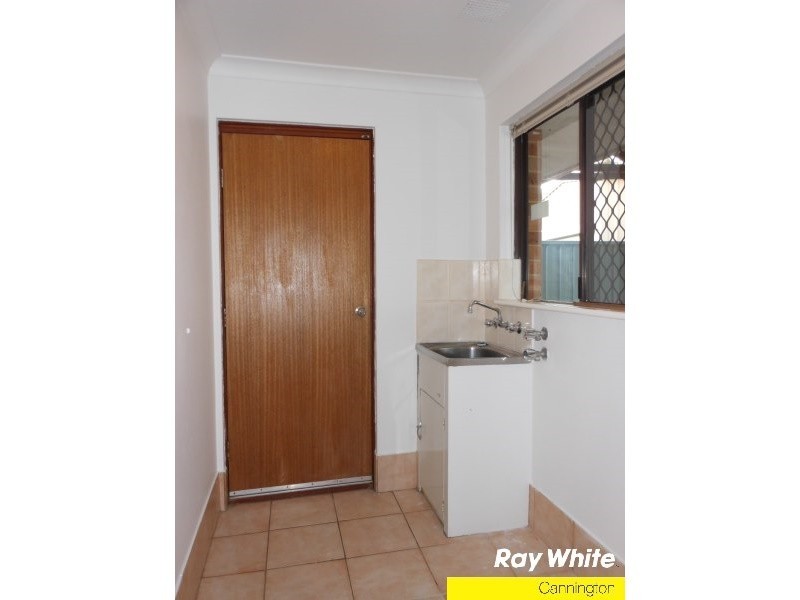 3 Denham Way, Thornlie WA 6108