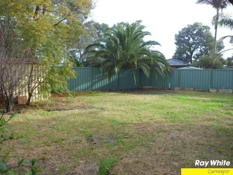 3 Denham Way, Thornlie WA 6108