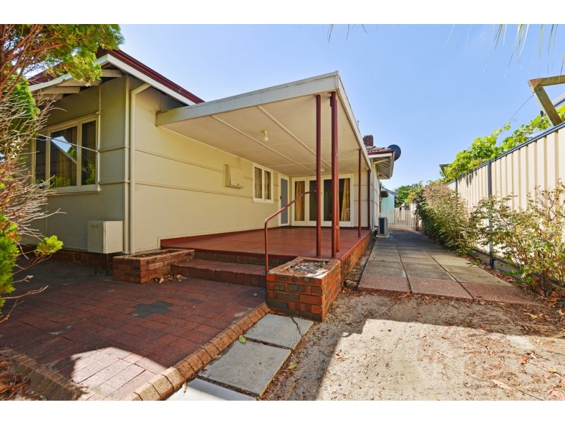 77 St Kilda Rd, Rivervale WA 6103