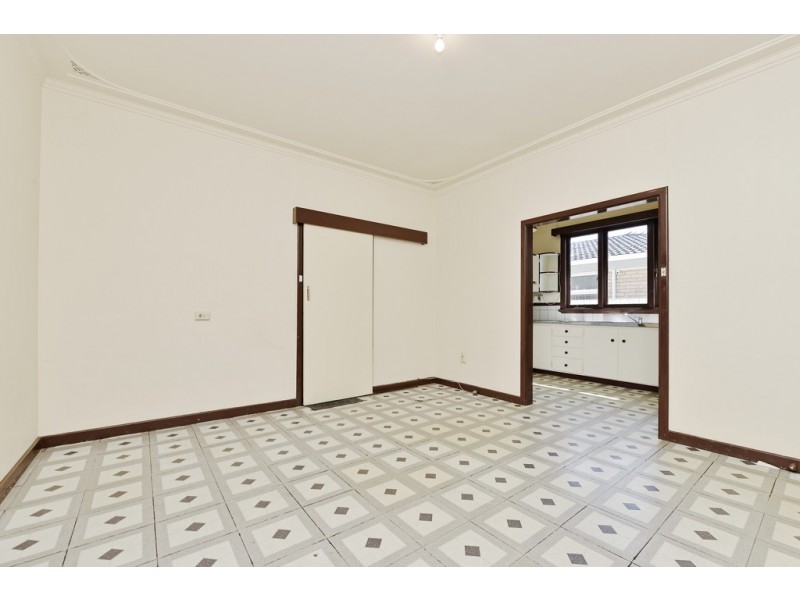 77 St Kilda Rd, Rivervale WA 6103