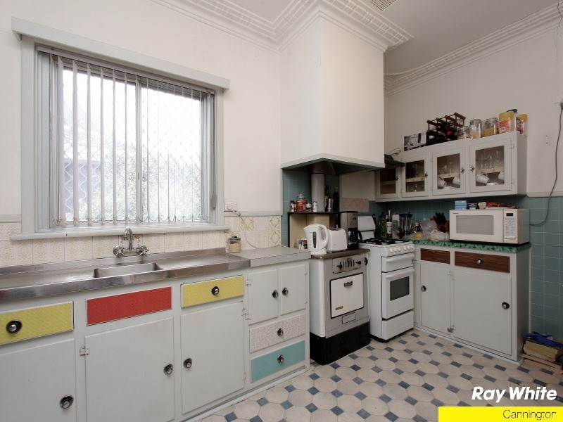 72 Jubilee Street, Beckenham WA 6107