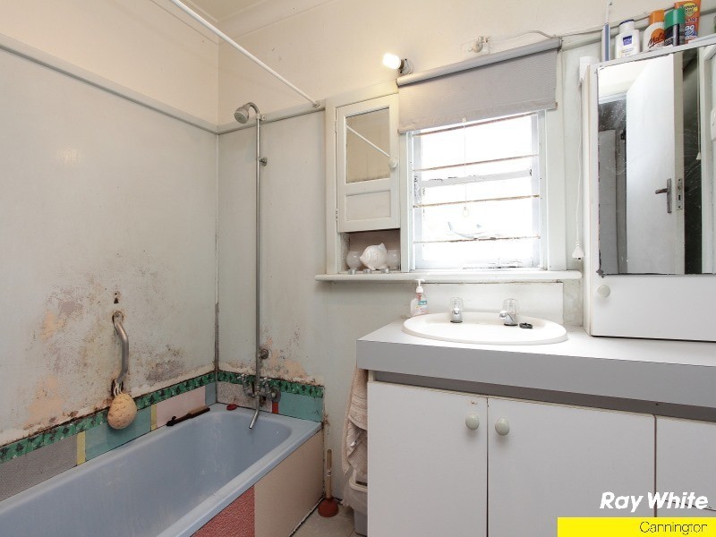 72 Jubilee Street, Beckenham WA 6107