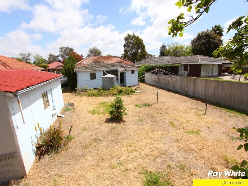 72 Jubilee Street, Beckenham WA 6107