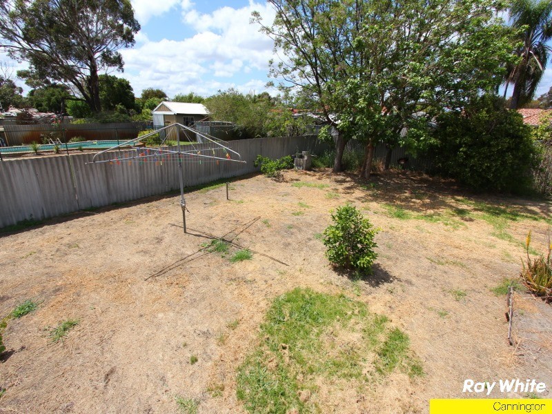 72 Jubilee Street, Beckenham WA 6107