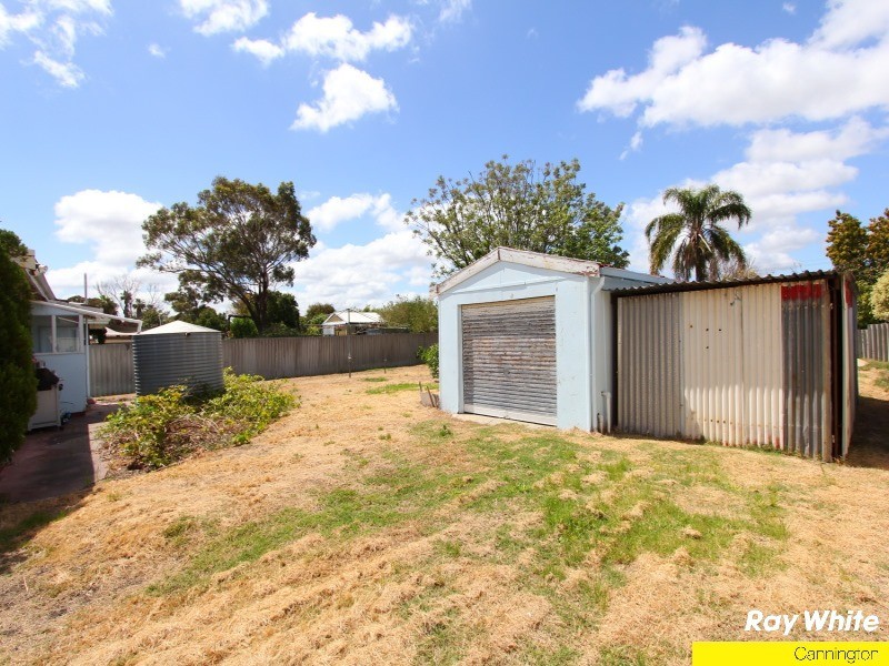 72 Jubilee Street, Beckenham WA 6107