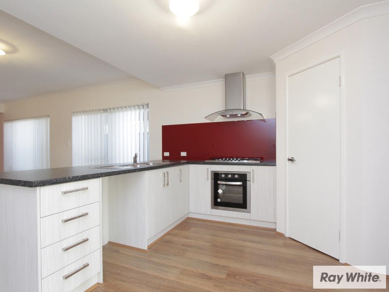 170B Railway Parade, Queens Park WA 6107