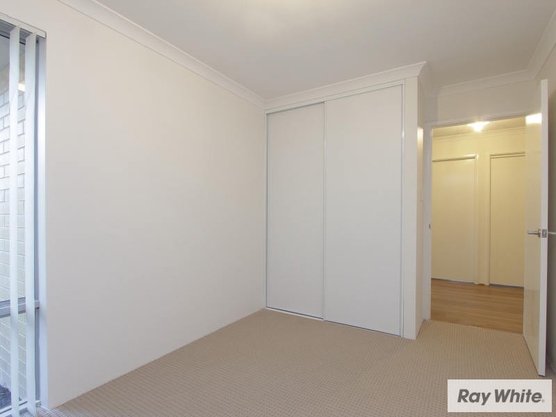 170B Railway Parade, Queens Park WA 6107