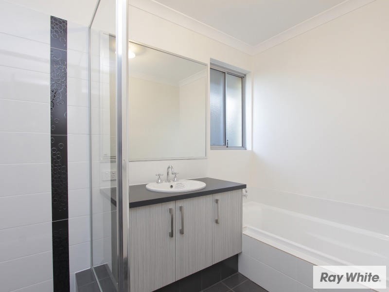 170B Railway Parade, Queens Park WA 6107