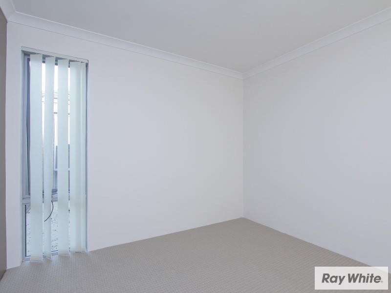 170B Railway Parade, Queens Park WA 6107