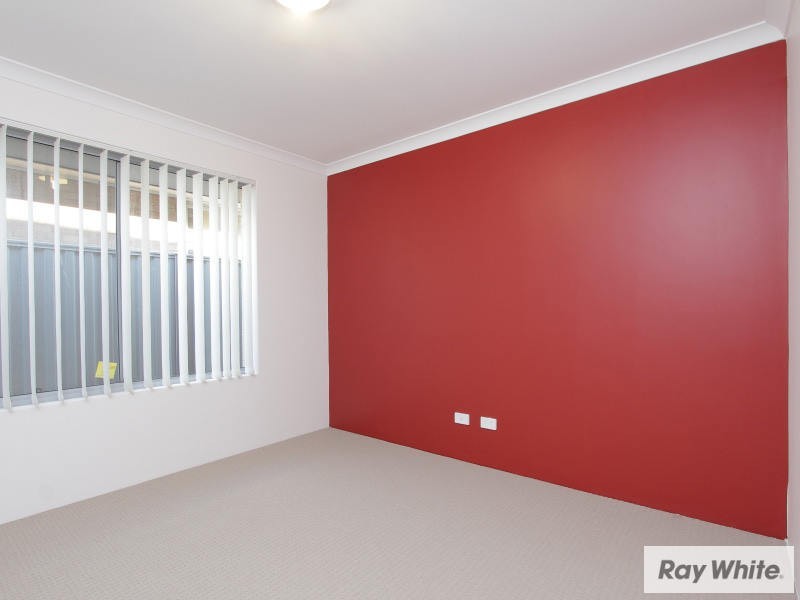 170B Railway Parade, Queens Park WA 6107