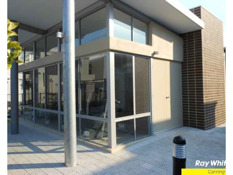 4/148-154 Railway Parade, Queens Park WA 6107