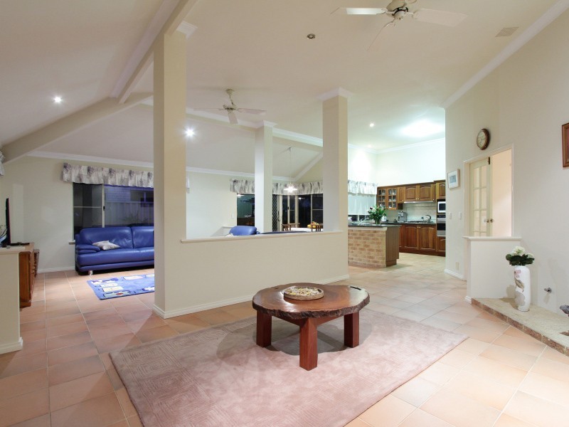 84 Waterford Avenue, Waterford WA 6152