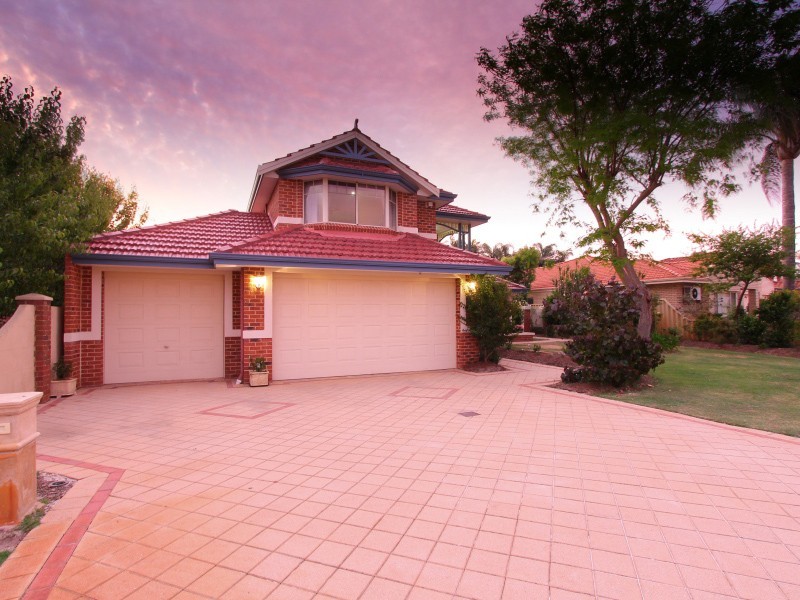 84 Waterford Avenue, Waterford WA 6152