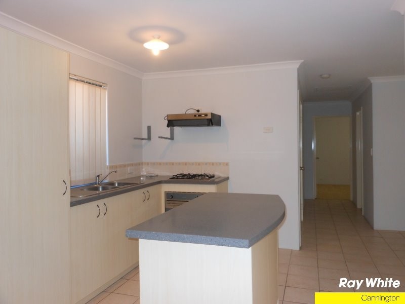 2/10-12 James Street, Cannington WA 6107