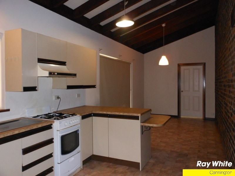 18 Westlake Street, Wilson WA 6107