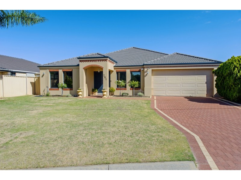 261 Station Street, East Cannington WA 6107