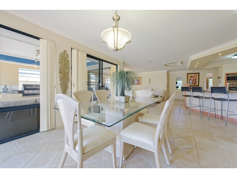 261 Station Street, East Cannington WA 6107