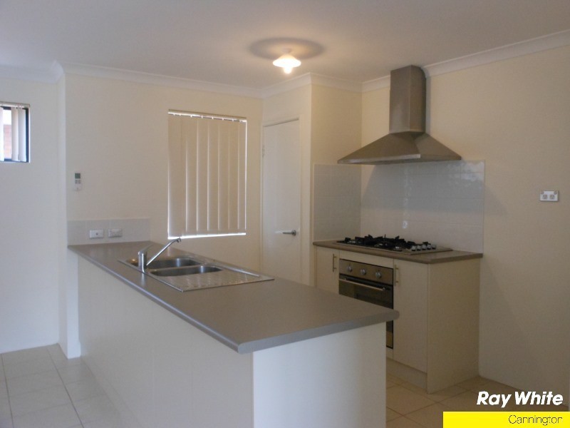 1 Brinkley Street, Cannington WA 6107