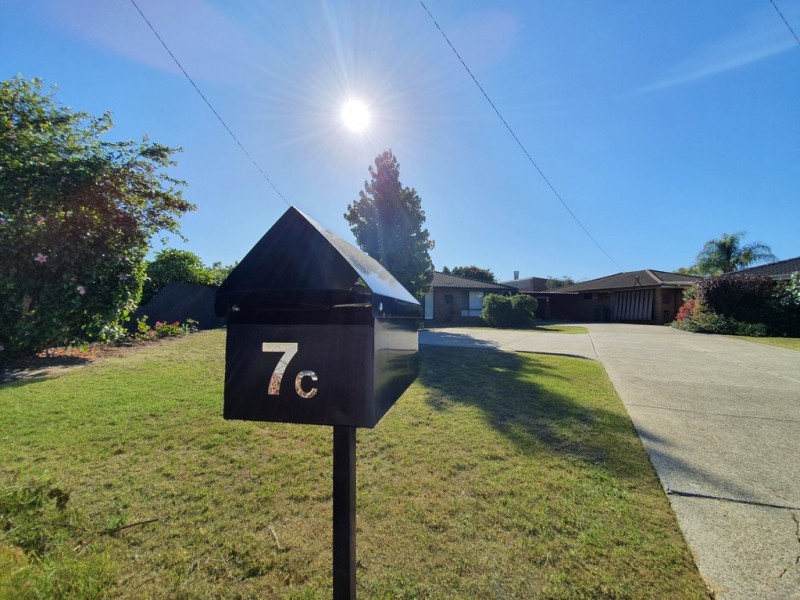 7c Farrawa Close, Cannington WA 6107