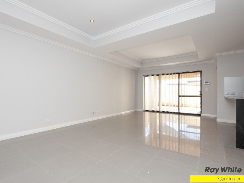 12A Lester Drive, Thornlie WA 6108