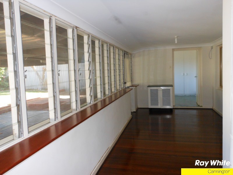 29 Salisbury Street, St James WA 6102