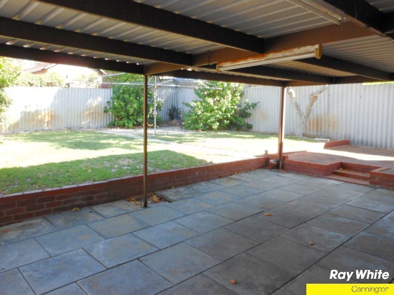 29 Salisbury Street, St James WA 6102