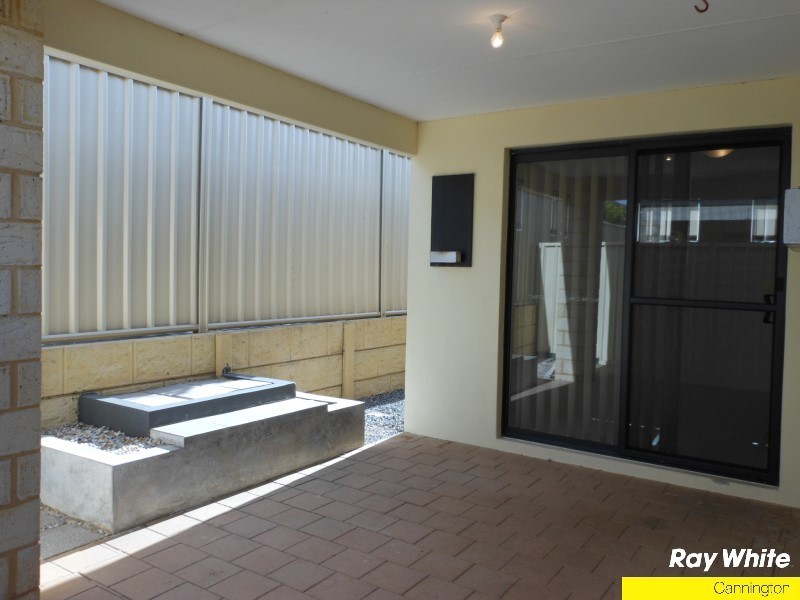 15/35 Barfield Road, Hammond Park WA 6164