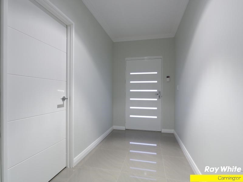 1/31 Highbury Crescent, Beckenham WA 6107