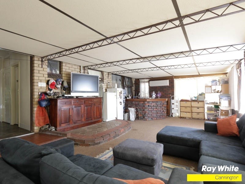 18 Naree Road, Wilson WA 6107