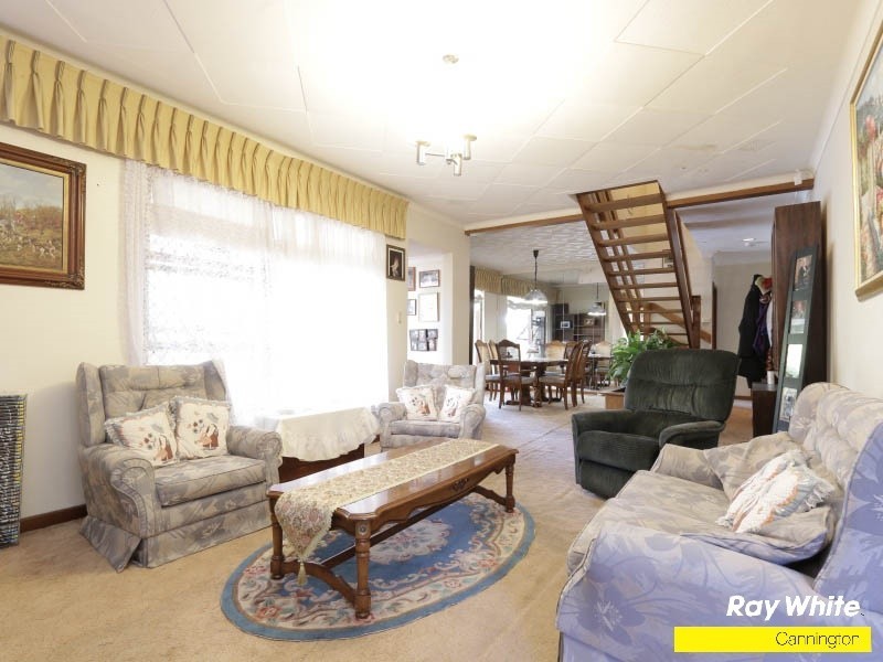 18 Naree Road, Wilson WA 6107