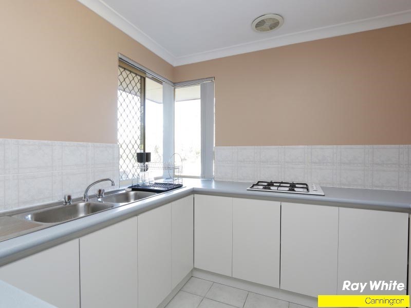 4 Eudanda Place, Cannington WA 6107