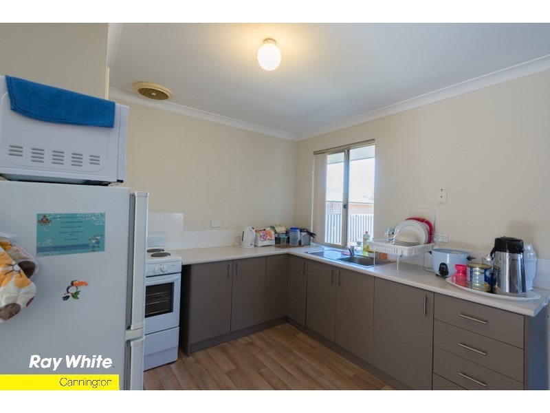 3/25 Civic Gardens, Cannington WA 6107