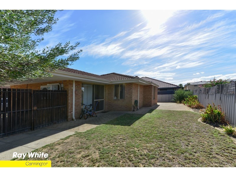 3/25 Civic Gardens, Cannington WA 6107